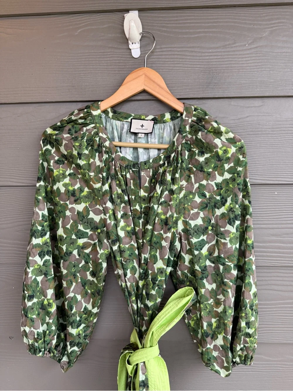 Tuckernuck Green Floral Tie-Waist Midi Dress - Picture 3 of 6